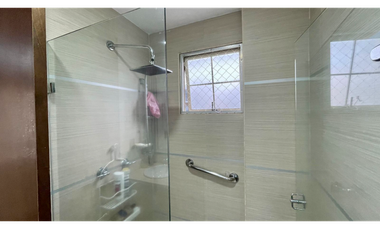 Extraordinario apartamento en Pinares con 100 m2 2 parqueaderos y cuarto útil. Pereira - Colombia