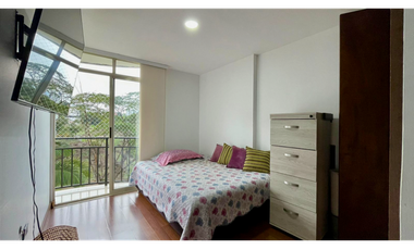 Extraordinario apartamento en Pinares con 100 m2 2 parqueaderos y cuarto útil. Pereira - Colombia