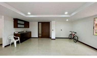 Extraordinario apartamento en Pinares con 100 m2 2 parqueaderos y cuarto útil. Pereira - Colombia