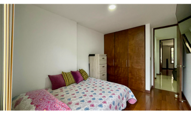 Extraordinario apartamento en Pinares con 100 m2 2 parqueaderos y cuarto útil. Pereira - Colombia