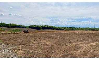 Lotes en Malabar. Lagos de Malabar Condominio Campestre. Malabar. Pereira - Colombia.	Lotes desde 1917 m2.