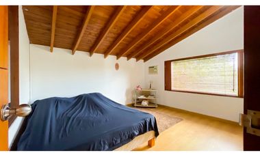 Casa campestre con piscina y de un solo nivel en Combia