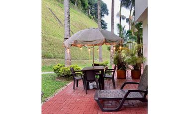 Extraordinaria casa en Alamos. Canaan Conjunto Residencial. Pereira - Colombia.