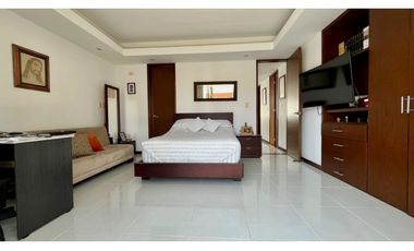 Hermosa casa medianera en venta la Villa Olimpica. Pereira.