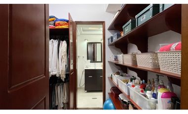 Extraordinario apartamento en Los Alpes con 141 m2. Pereira - Colombia. Pinares.