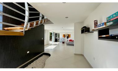 Maravilloso casa campestre en las margaritas condominio campestre.Cerritos.Pereira-Colombia