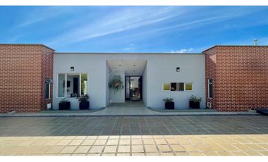 Maravilloso casa campestre en las margaritas condominio campestre.Cerritos.Pereira-Colombia