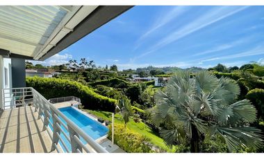 Maravilloso casa campestre en las margaritas condominio campestre.Cerritos.Pereira-Colombia