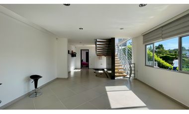 Maravilloso casa campestre en las margaritas condominio campestre.Cerritos.Pereira-Colombia