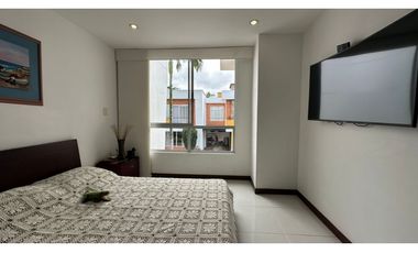 Extraordinara Casa en conjunto cerrado, sector la villa Pereira