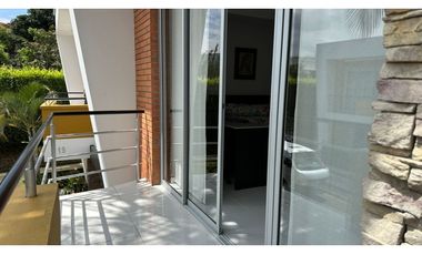 Extraordinara Casa en conjunto cerrado, sector la villa Pereira