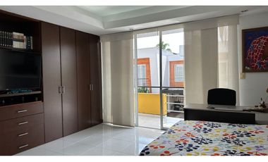 Extraordinara Casa en conjunto cerrado, sector la villa Pereira