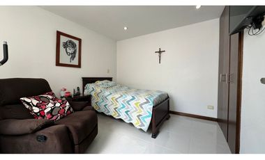 Extraordinara Casa en conjunto cerrado, sector la villa Pereira