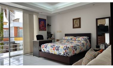 Extraordinara Casa en conjunto cerrado, sector la villa Pereira