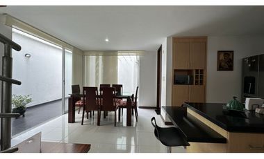 Extraordinara Casa en conjunto cerrado, sector la villa Pereira