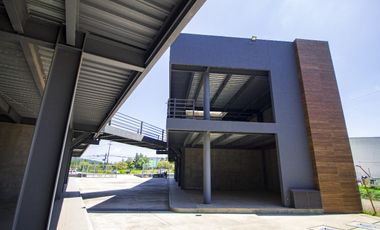 Edificio Mixto en Venta en Nueva Serratón