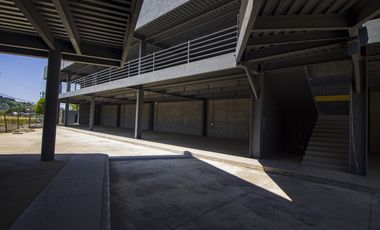 Edificio Mixto en Venta en Nueva Serratón