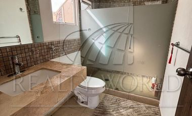 Casas en Venta en SAN FERNANDO