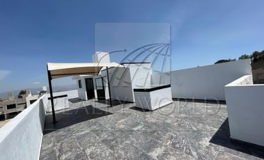 Casas en Venta en Santa María Nativitas