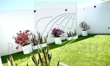 Casas en Venta en Santa María Nativitas