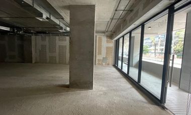 ARRIENDO Local Comercial de 191,56 m2, Metro Manuel Montt,