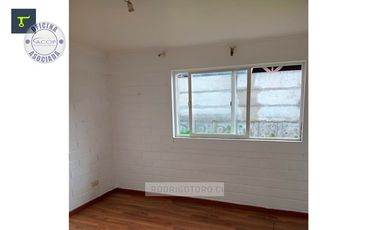 Casa en Arriendo en Matías Cousiño 379, casa 118