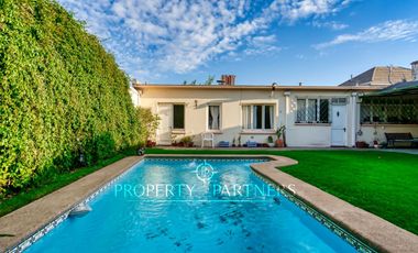 Maravillosa Casa en Venta en Barrio Gorostiaga.