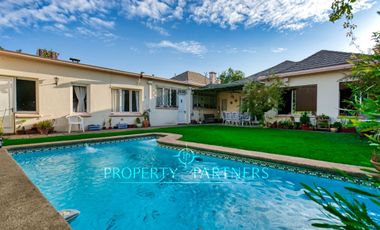 Maravillosa Casa en Venta en Barrio Gorostiaga.