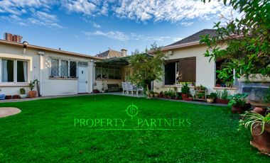 Maravillosa Casa en Venta en Barrio Gorostiaga.