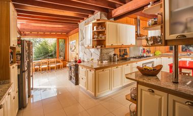 Gran y hermosa casa estilo europeo en arriendo, Puerto Varas