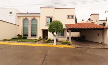 CASA EN VENTA EN MORELIA, RESIDENCIAL BUGAMBILIAS