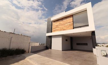 CASA EN VENTA EN MORELIA, RÍO ALTOZANO