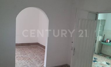 ¡Oportunidad de Inversión! Casa Esquinera en Venta – $275 millones