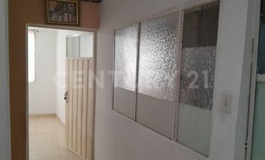 ¡Oportunidad de Inversión! Casa Esquinera en Venta – $275 millones