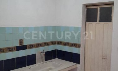 ¡Oportunidad de Inversión! Casa Esquinera en Venta – $275 millones