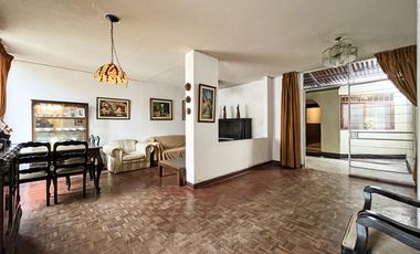 Casa como terreno en San Isidro