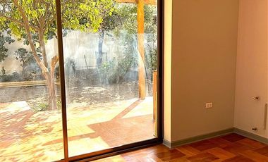 Casa en Arriendo en Luis Thayer Ojeda, Bilbao, El Bosque