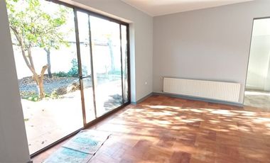 Casa en Arriendo en Luis Thayer Ojeda, Bilbao, El Bosque