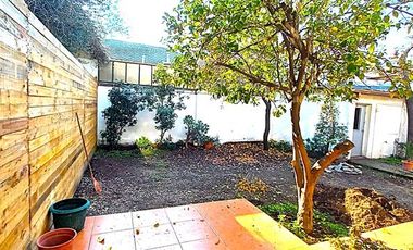 Casa en Arriendo en Luis Thayer Ojeda, Bilbao, El Bosque