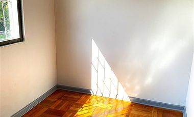 Casa en Arriendo en Luis Thayer Ojeda, Bilbao, El Bosque