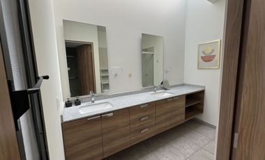 Se vende casa en La Bella Residencial