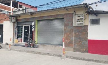 Local Comercial en Ernesto Alban y Pasaje 1SO Cdla. del Maestro  EliC