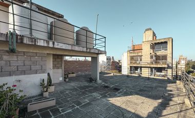 Departamento de 1 dormitorio con radiadores a metros de Bv. Oroño