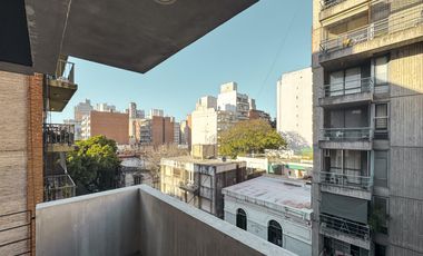 Departamento de 1 dormitorio con radiadores a metros de Bv. Oroño