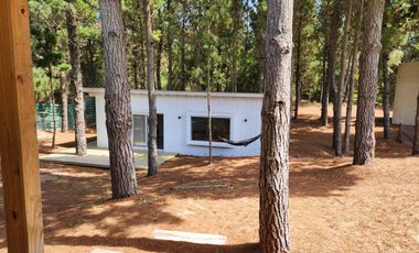 Casa en  ALQUILER TEMPORAL, CASA, COSTA ESMERALDA, BARRIO SENDEROS I, LOTE 171, 4 AMBIENTES
