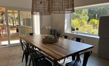 Casa en  ALQUILER TEMPORAL, CASA, COSTA ESMERALDA, BARRIO SENDEROS I, LOTE 171, 4 AMBIENTES