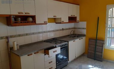Casa en  ALQUILER 3DORM. BºPUEYRREDON