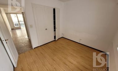DEPARTAMENTO 2 AMBIENTES A LA CALLE CON BALCON SALIENTE
