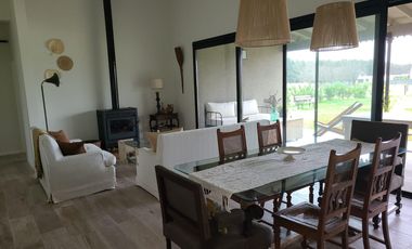 Casa en Alquiler, 4 Dormitorios, en El Campo Fincas Exclusivas, Cardales, GBA Norte
