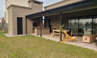 Casa en Alquiler, 4 Dormitorios, en El Campo Fincas Exclusivas, Cardales, GBA Norte